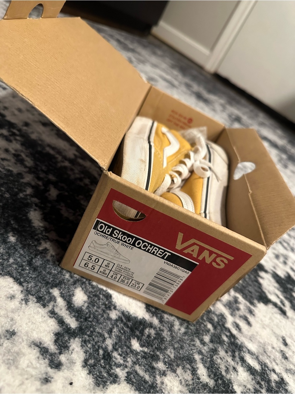 Vans Old Skool Sneakers - Ochre and White